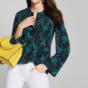 Equipment Essential Silk Shirt
